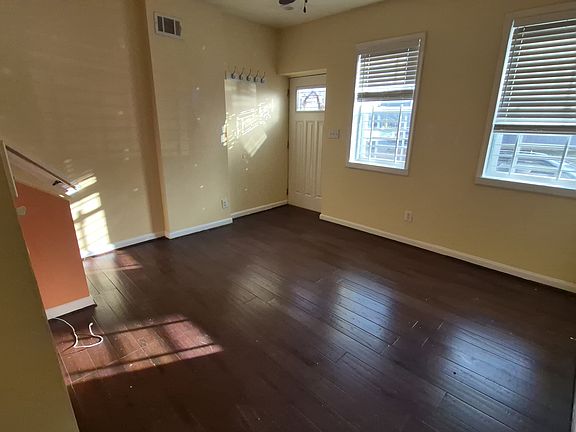 4th image of 605 Cecil B Moore Ave