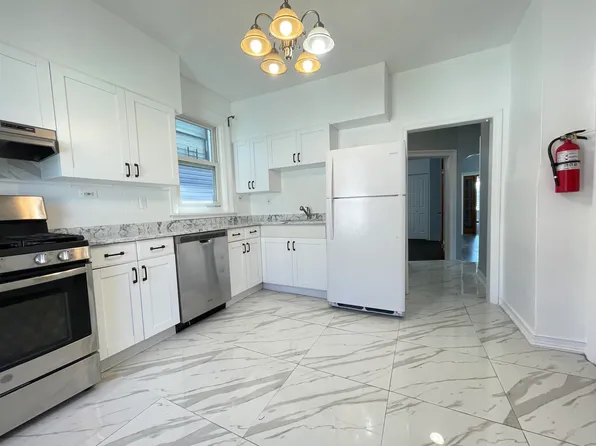 304 Fulton Avenue image 23 of 31