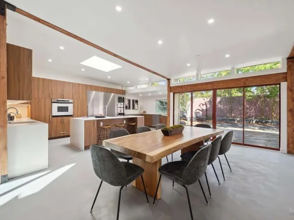 100 Madera Del Presidio Dr, Corte Madera, CA 94925