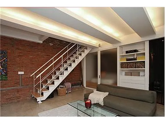 Rented by Douglas Elliman | media 14