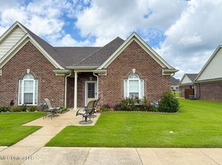 3271 Parkdale Cv, Southaven, MS 38672