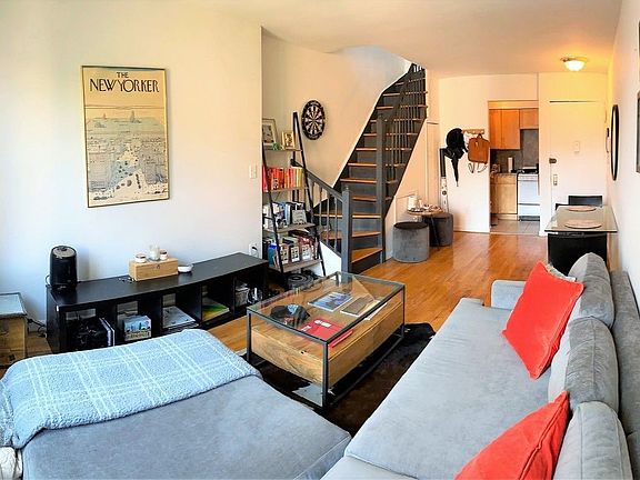 2nd image of 63 Saint Marks Pl APT 5D
