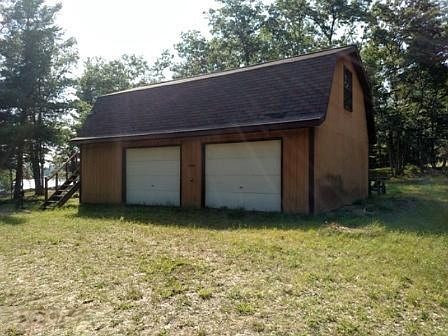 2nd image of 1752 E Lawrence Dr