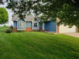 720 N Kansas Ct, Benton, KS 67017