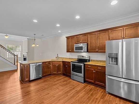 5th image of 5 Pisgah Forest Cir