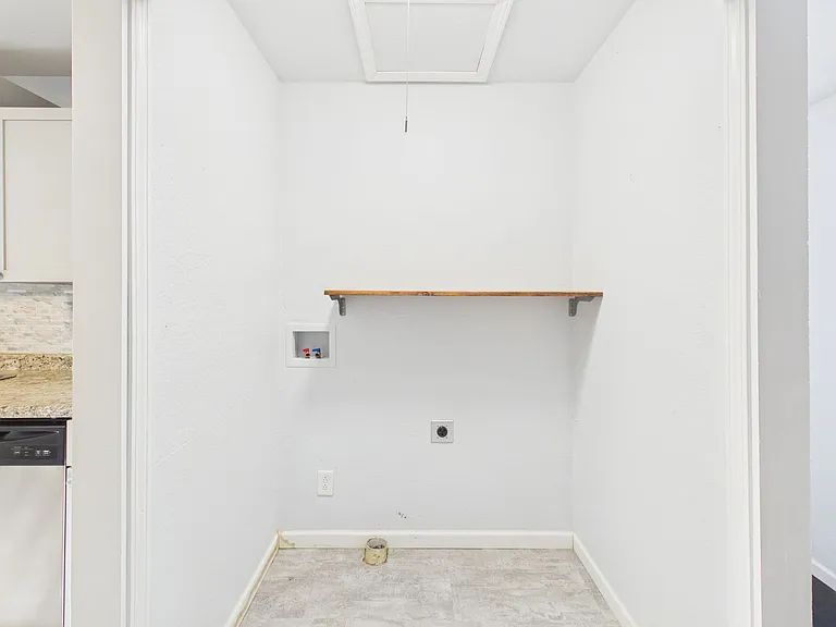 4620 S Hayden St — Photo 9