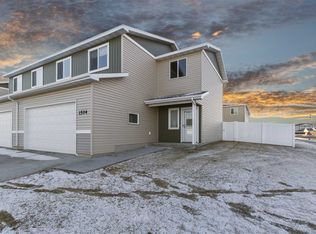 1504 35th Ave SW, New Town, ND 58701
