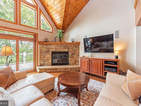 5th image of 165 Parkside North Ct