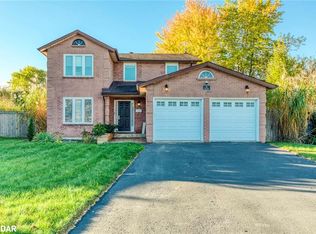 10 Anne Ct, Grimsby, ON