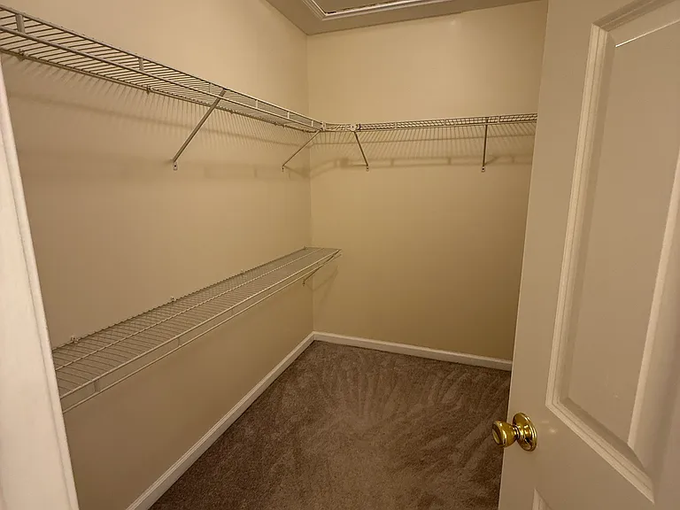 30 Delaware Ave — Photo 10