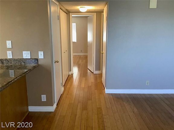 5th image of 1409 Cedar Rock Ln Unit 201