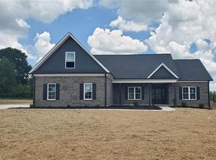 283 Wynnfall Dr, Lexington, NC 27295