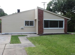 9212 Polk St, Taylor, MI 48180