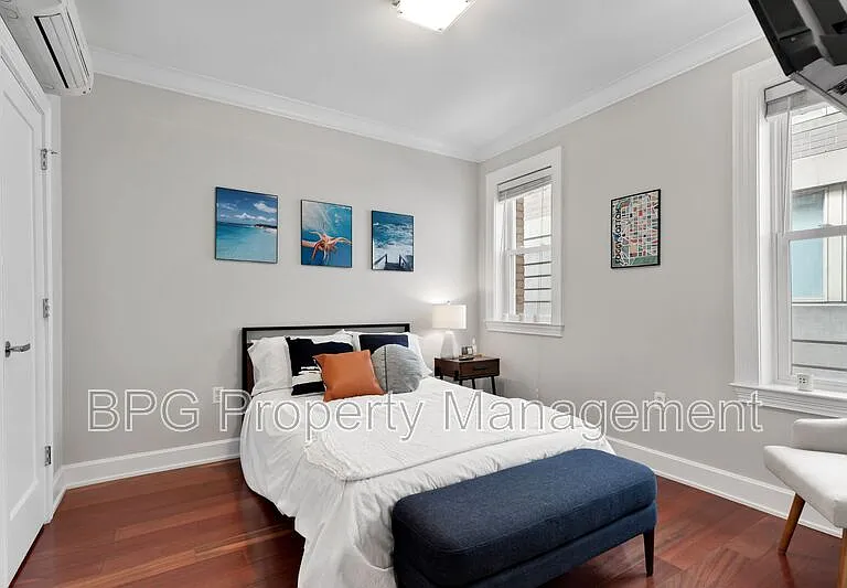 1121 24th St NW #204 — Photo 12