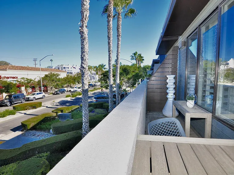 5490 La Jolla Blvd #K207 — Photo 29