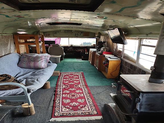 Front bus