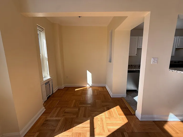 The Royal York Apartments — Photo 35