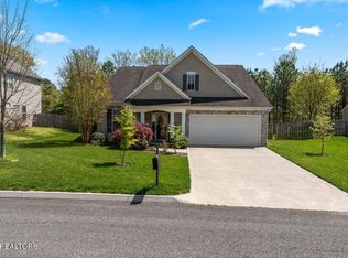 2422 Ancient Oak Ln, Knoxville, TN 37931