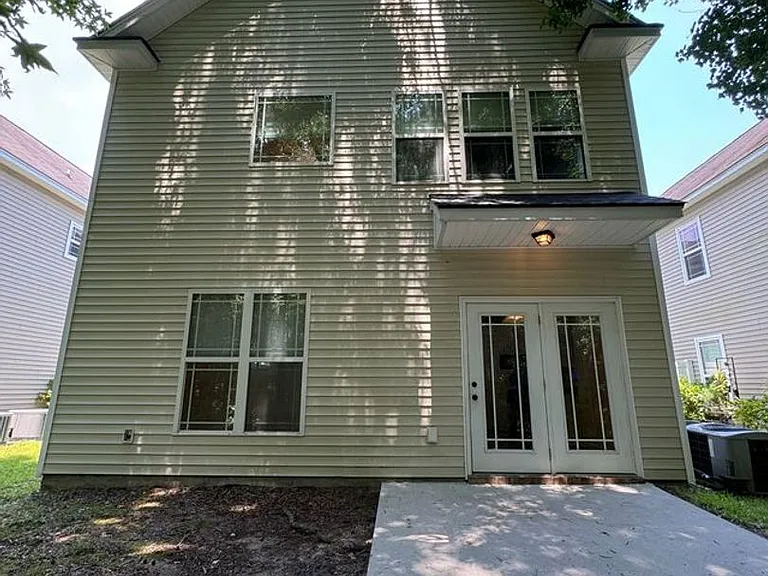 670 Summer Hill Way — Photo 20