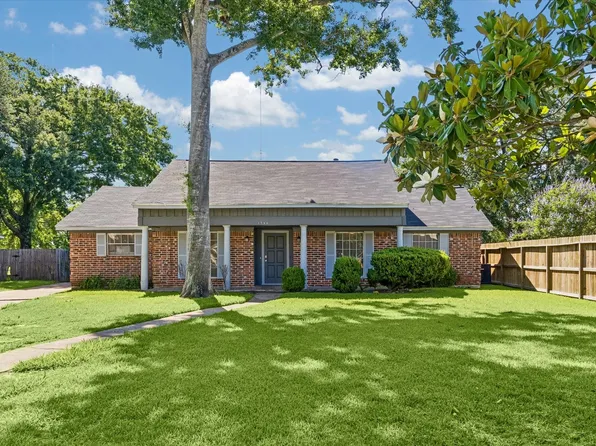1730 Hilton Head Dr, Missouri City, TX 77459