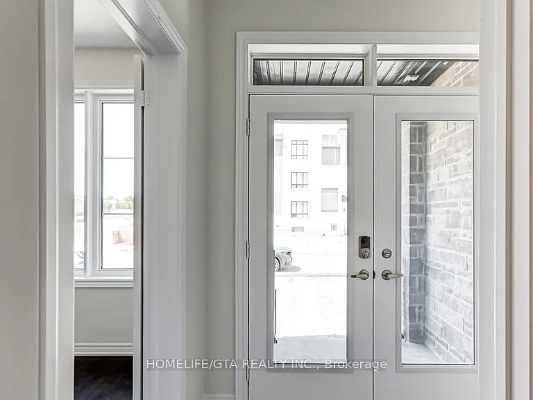 135 Vine Cliff Blvd — Photo 2