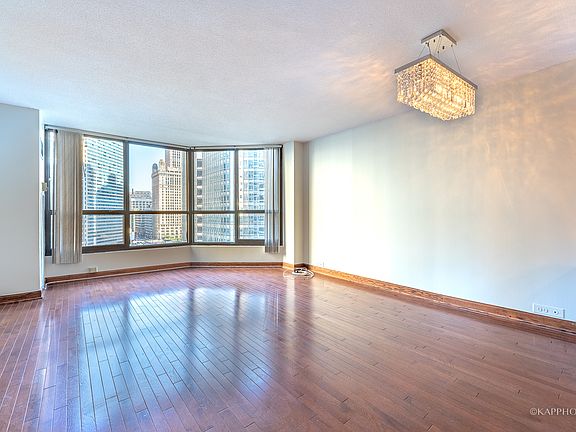 4th image of 405 N Wabash Ave Unit 610