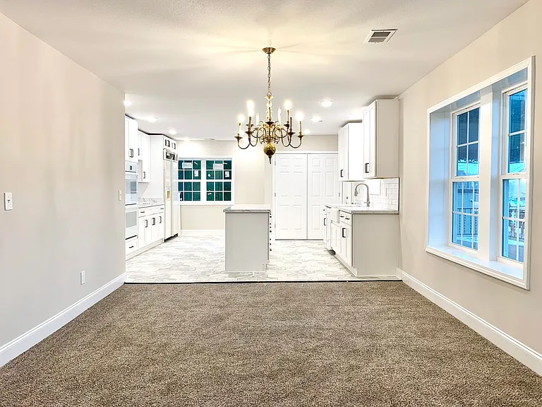 917 Sinclair Dr — Photo 11