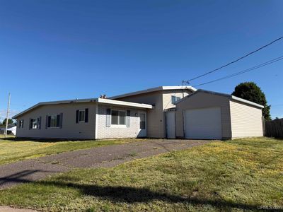516/518 Stratocruiser St, Gwinn, MI, 49841