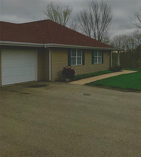 1st image of 1001 Redmont Pl