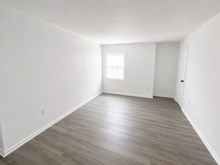 2789 L B McLeod Rd #D — Photo 3