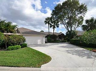 20498 Linksview Dr, Boca Raton, FL 33434
