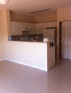 3rd image of 2310 SE 23rd Dr #2310