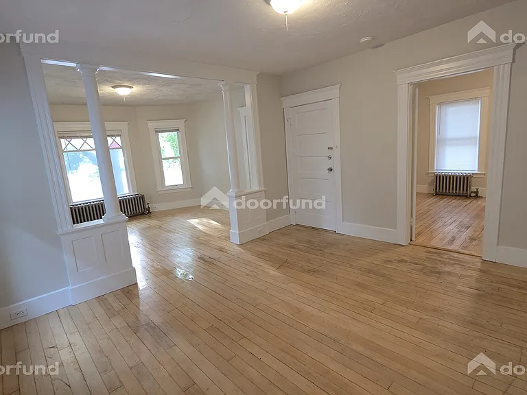 41 Freeland St #1 — Photo 1