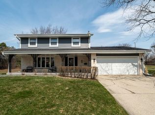4748 Sumac Ln, Greendale, WI 53129