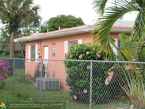 4th image of 1005 NW 128th Ter