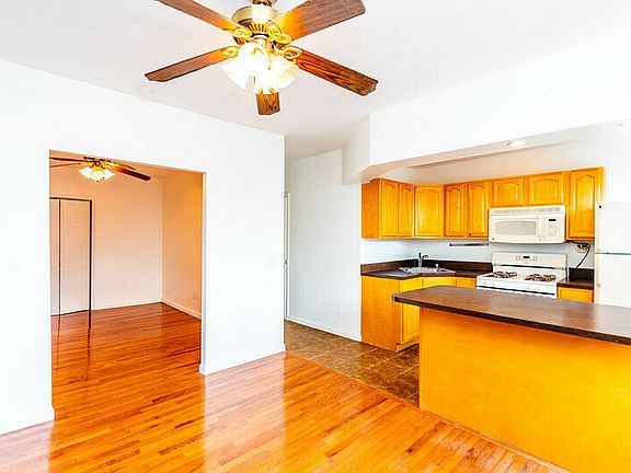 3rd image of 483 4th Ave #4R