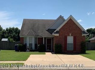 10711 Pecan View Dr, Olive Branch, MS 38654