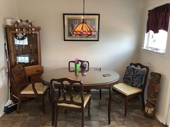 5th image of 18 Oslo Ave #18