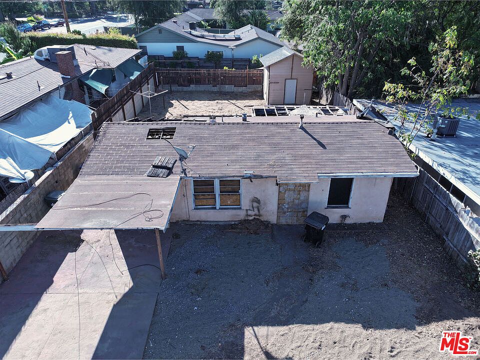 1st image of 3132 Ridgeview Dr