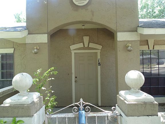 3rd image of 601 Saint James Dr APT 18