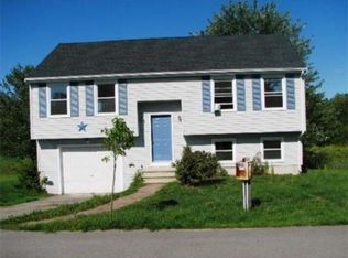 11 Nicholas Cir, Dover, NH 03820