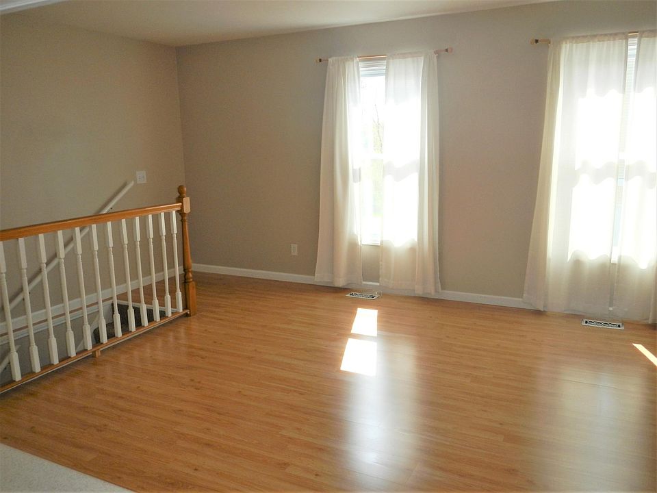1st image of 1726 Valleywood Ct