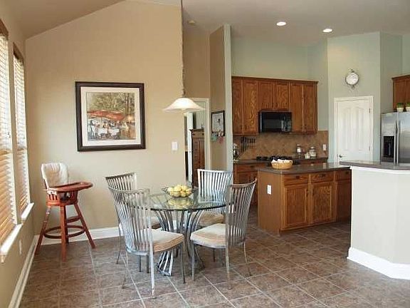 5th image of 9713 Bundoran Dr