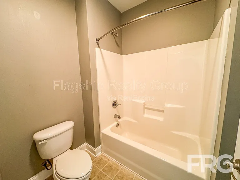 1935 Tara Ct #204 — Photo 29