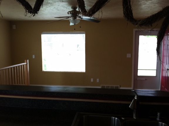 3rd image of 273 E Elm St