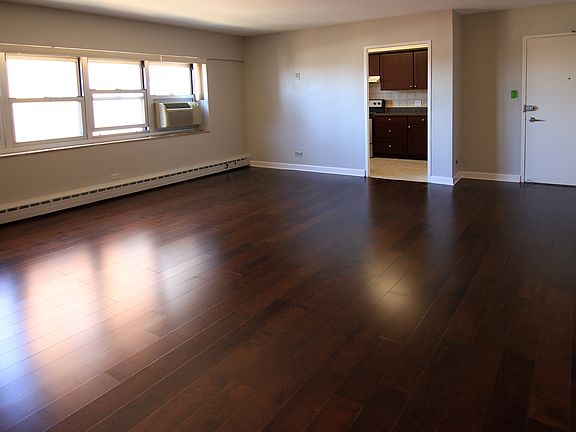 2nd image of 4980 N Marine Dr APT 1133