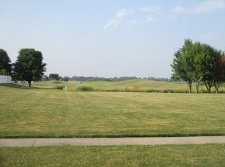 305 Pheasant Run Rd, Tuscola, IL 61953