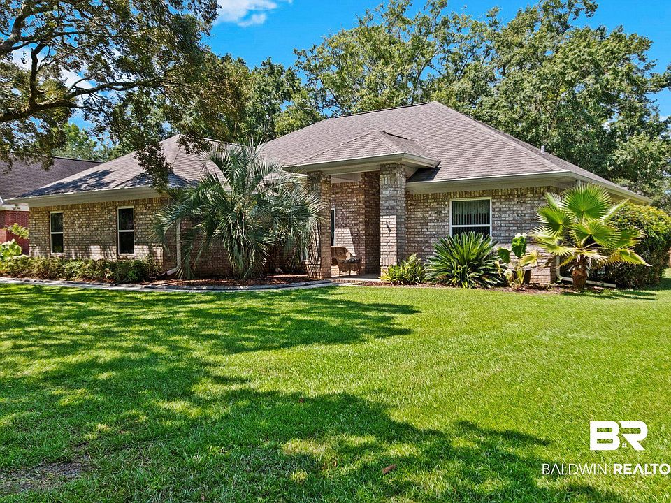 1st image of 8431 Forest Dr