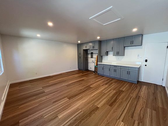 4th image of 102 Alameda Padre Serra #B