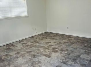 2812 Lake Villa Dr #A, Metairie, LA 70002